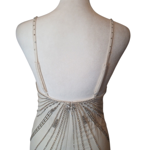 MANDALAY SILK JEWELED DRESS SZ 4 STUNNING - Picture 5 of 10